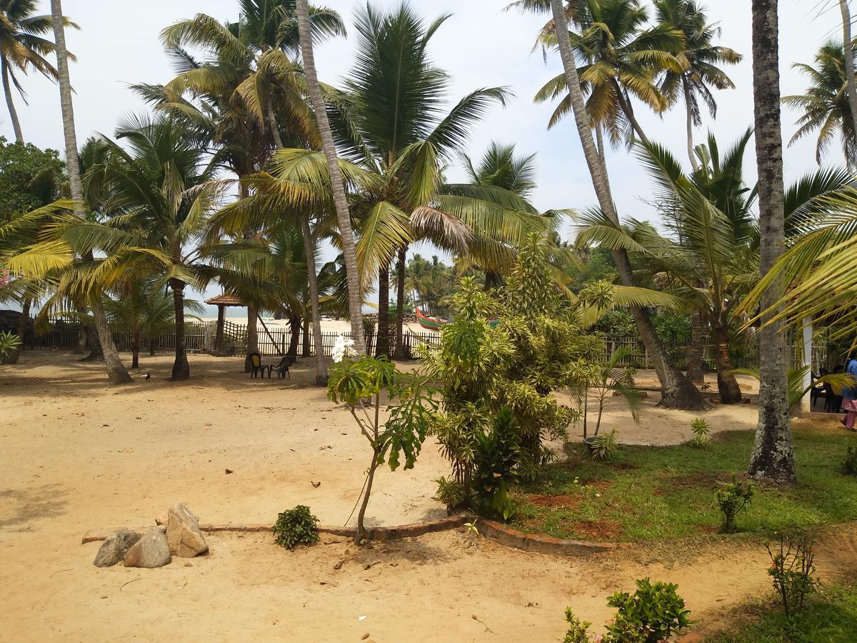 Pozhiyoram Ayurveda Beach Resort Alappuzha Dış mekan fotoğraf