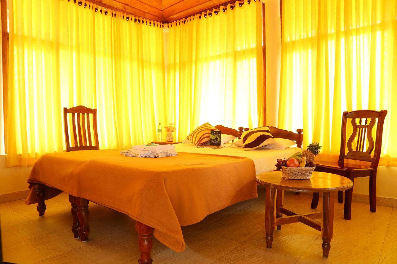 Pozhiyoram Ayurveda Beach Resort Alappuzha Dış mekan fotoğraf