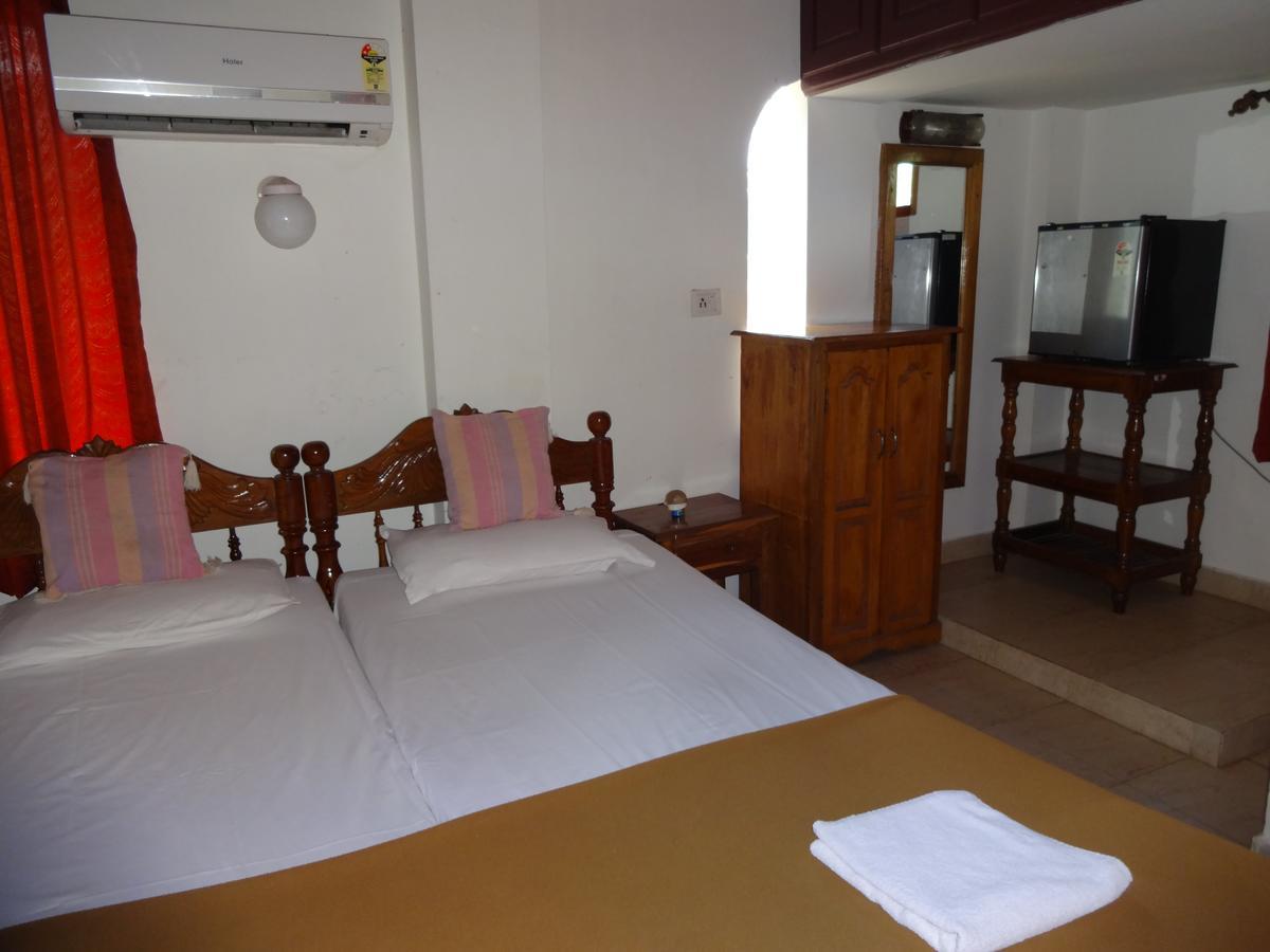 Pozhiyoram Ayurveda Beach Resort Alappuzha Dış mekan fotoğraf
