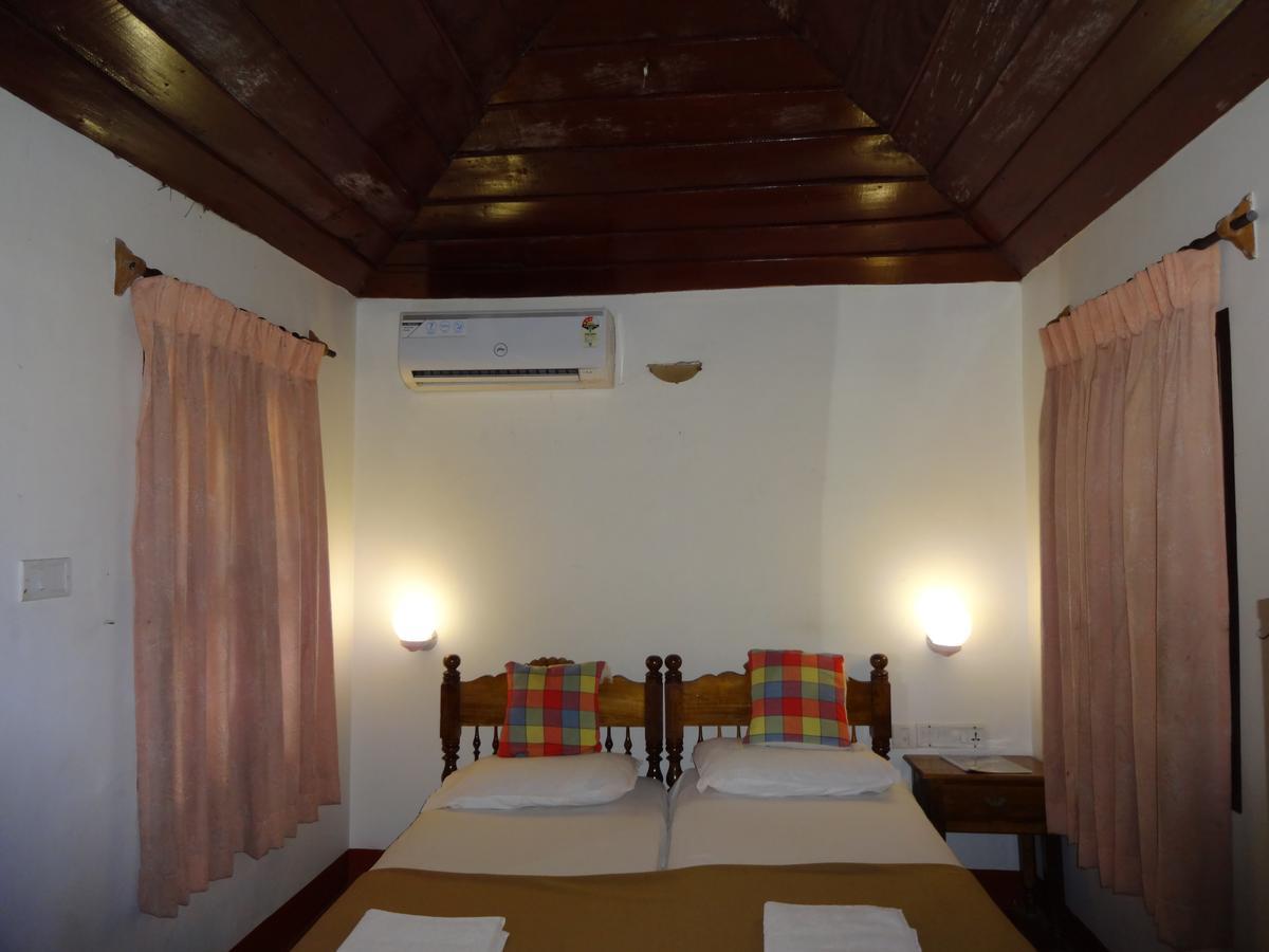 Pozhiyoram Ayurveda Beach Resort Alappuzha Dış mekan fotoğraf
